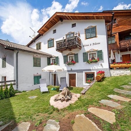 Apartments Berna Ortisei Eksteriør billede